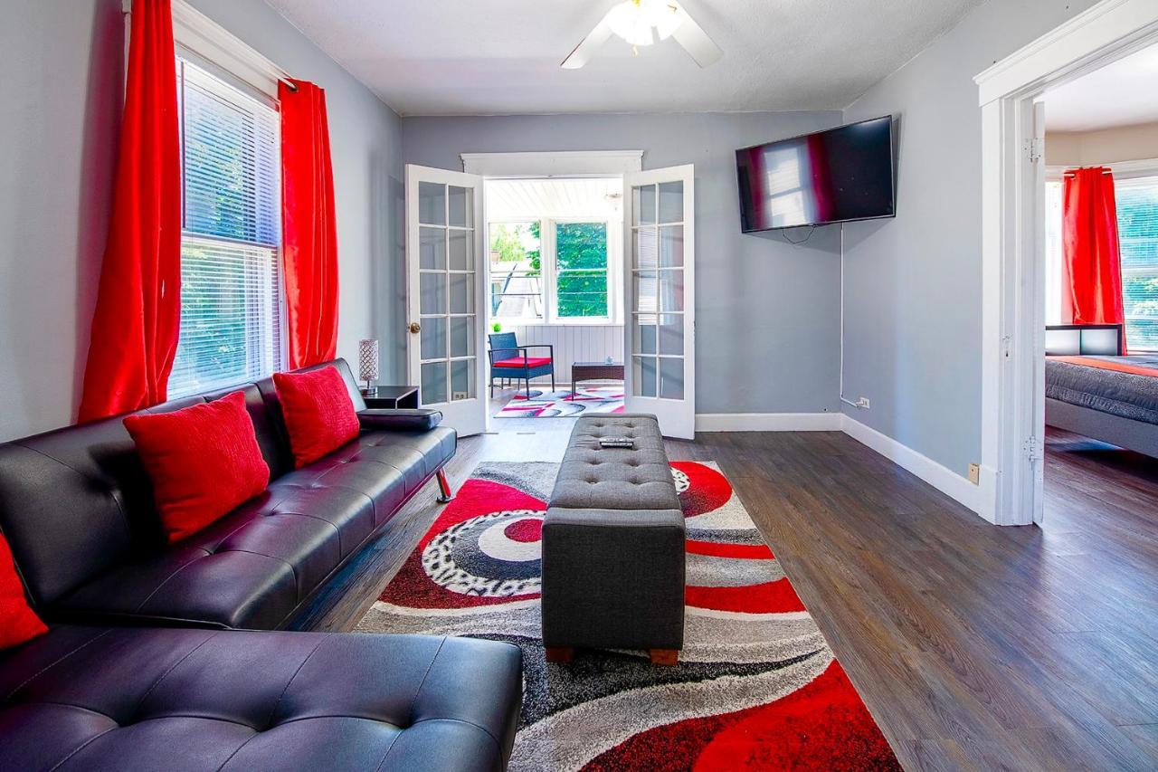 The Rubi Lounge - Spacious Brooklyn Centre Modern Escape Near Downtown With Parking, 300Mb Wifi & Self Check-In Кливленд Экстерьер фото