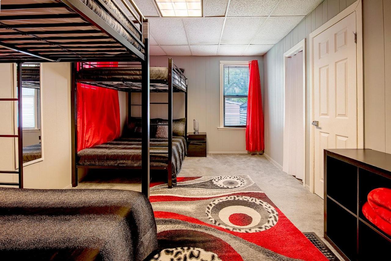 The Rubi Lounge - Spacious Brooklyn Centre Modern Escape Near Downtown With Parking, 300Mb Wifi & Self Check-In Кливленд Экстерьер фото